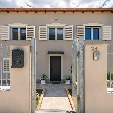 Villa Chiara Solanas Solanas  Buitenkant foto